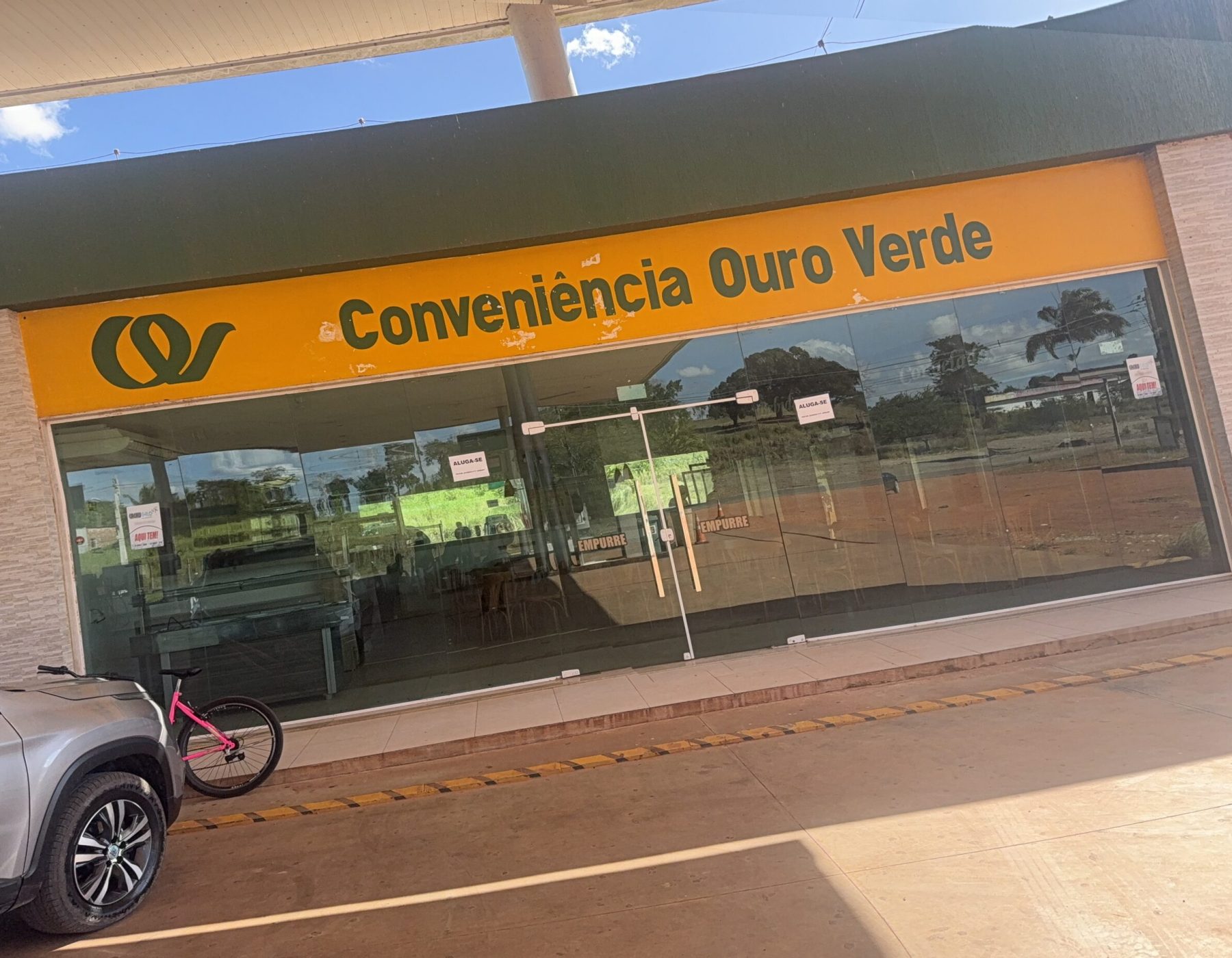 Entrada Prédio Comercial Igreja Nova