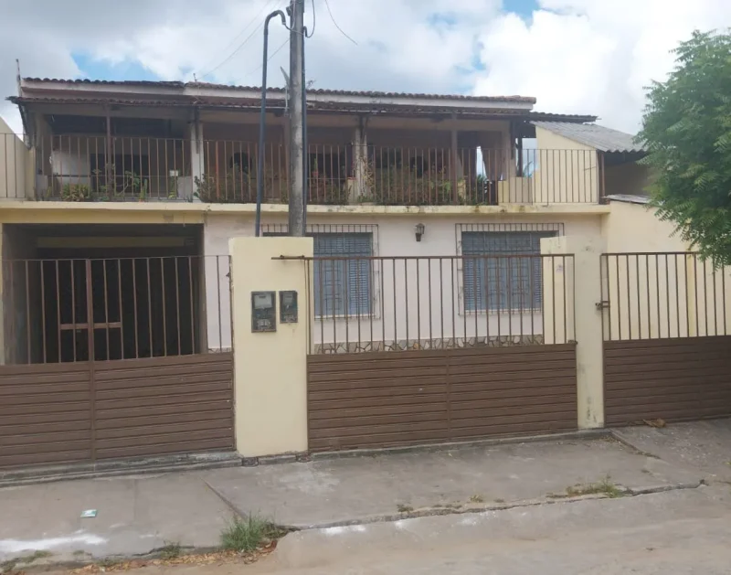 Fachada-Casa-Ulisses-Batinga