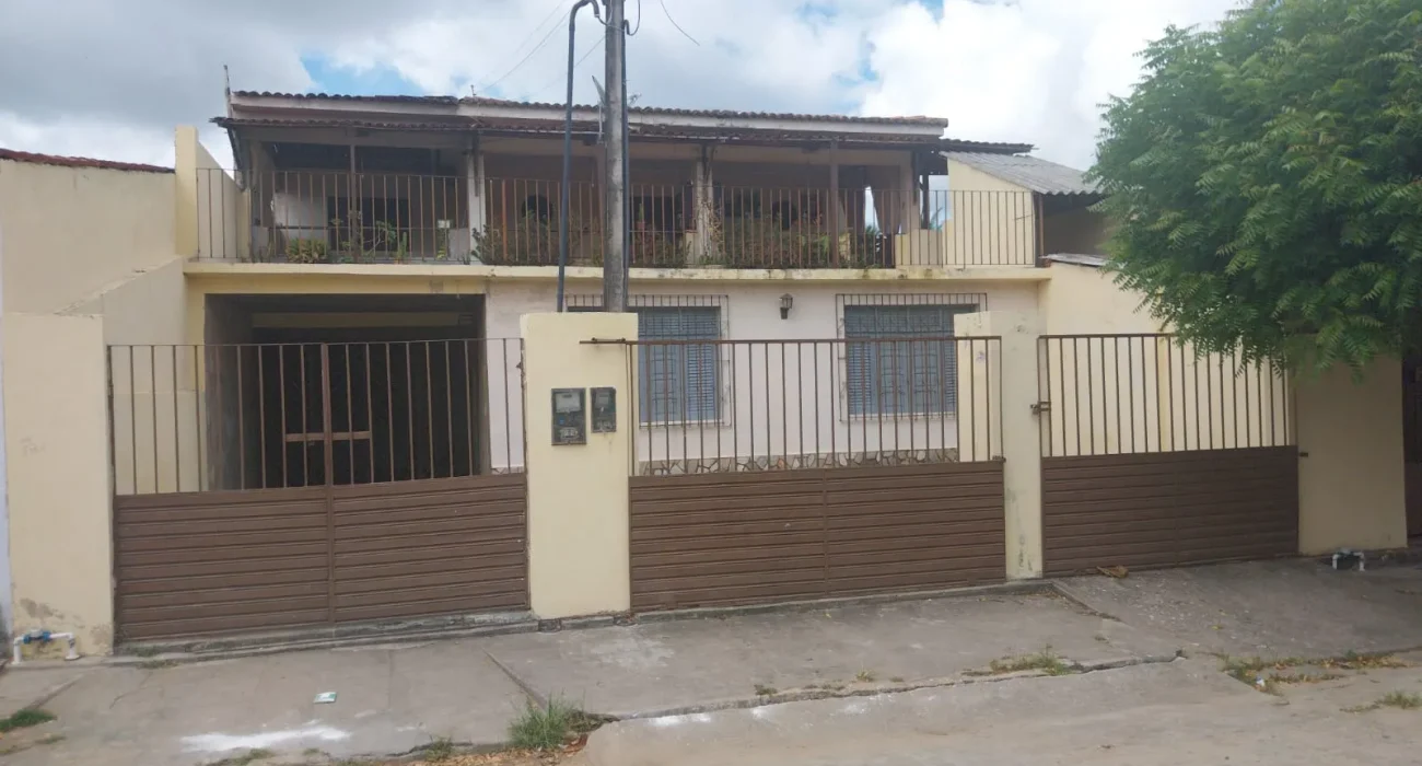 Fachada-Casa-Ulisses-Batinga