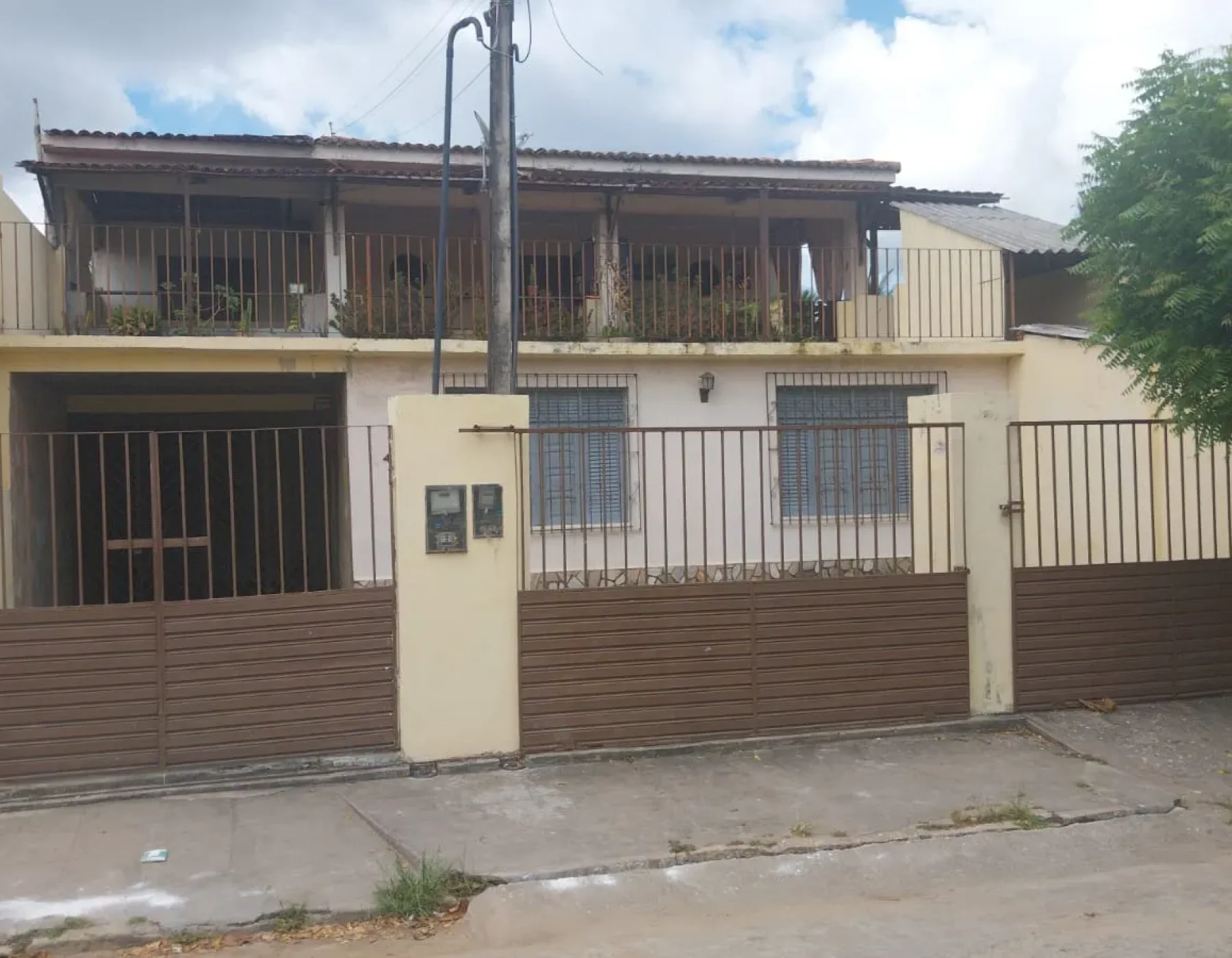 Fachada-Casa-Ulisses-Batinga