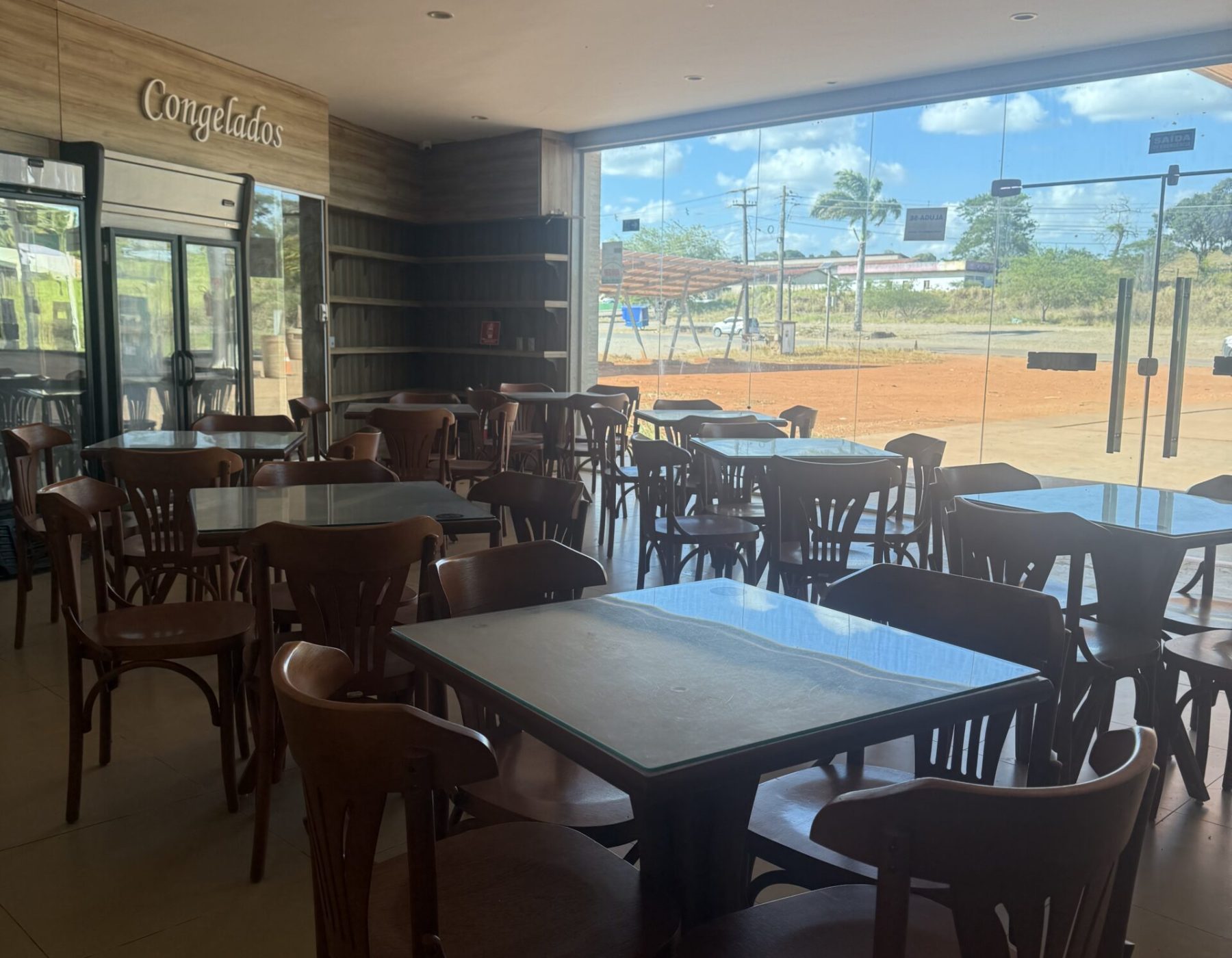 Restaurante Prédio Comercial  Igreja Nova